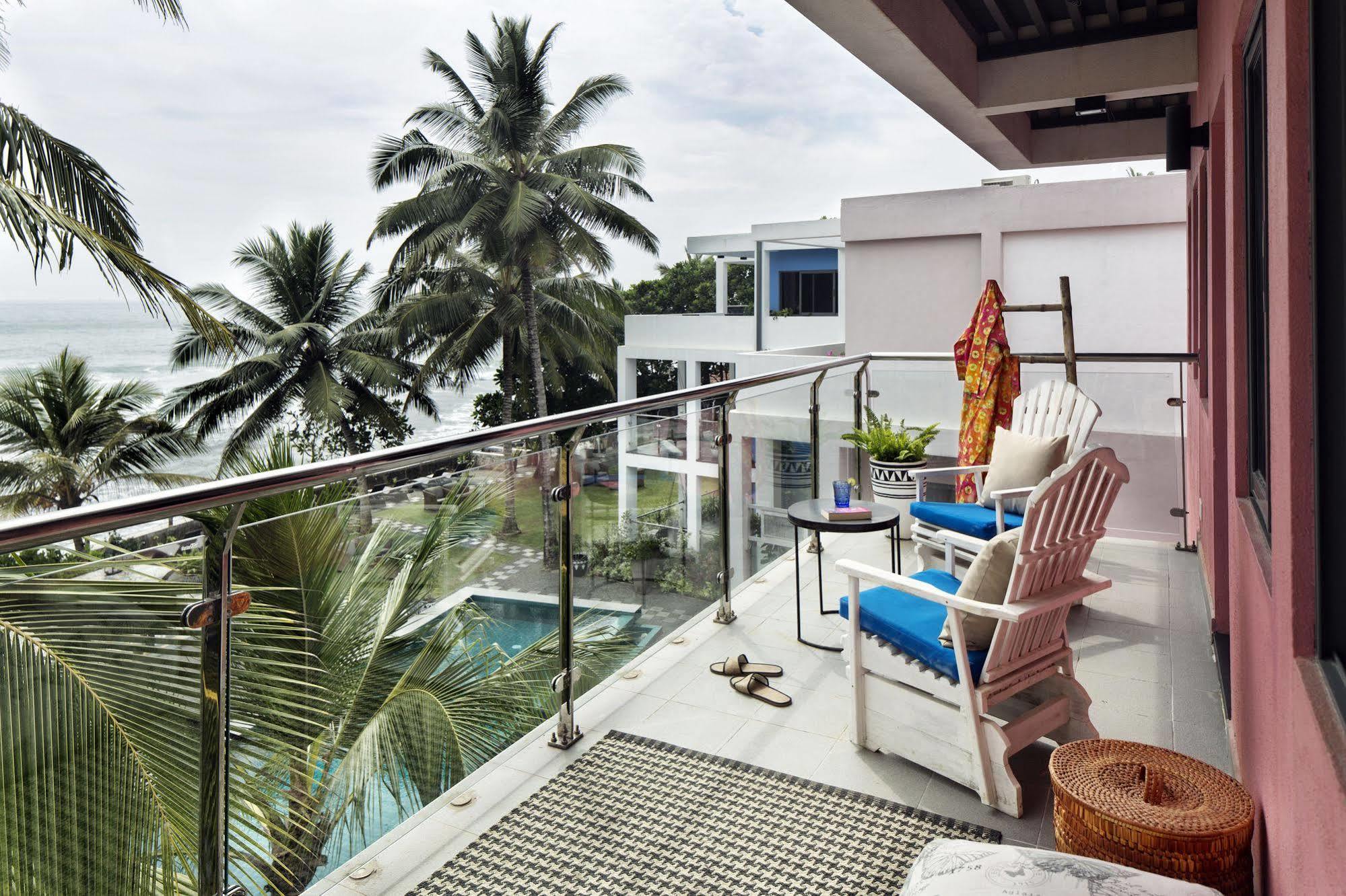 Owl And The Pussycat Hotel & Restaurant Unawatuna Eksteriør billede