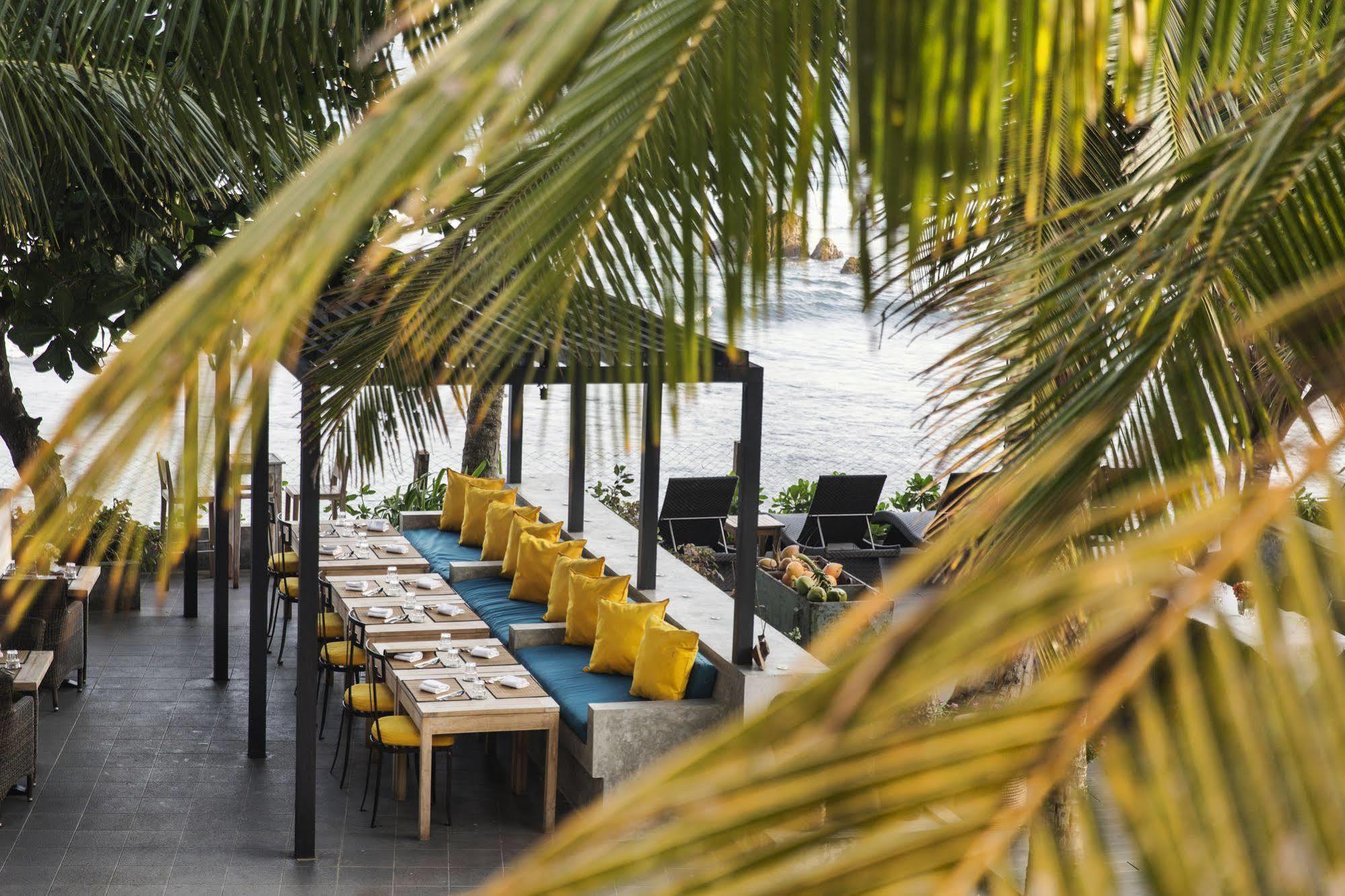 Owl And The Pussycat Hotel & Restaurant Unawatuna Eksteriør billede